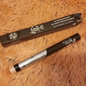 Kat von d eyeshadow primer